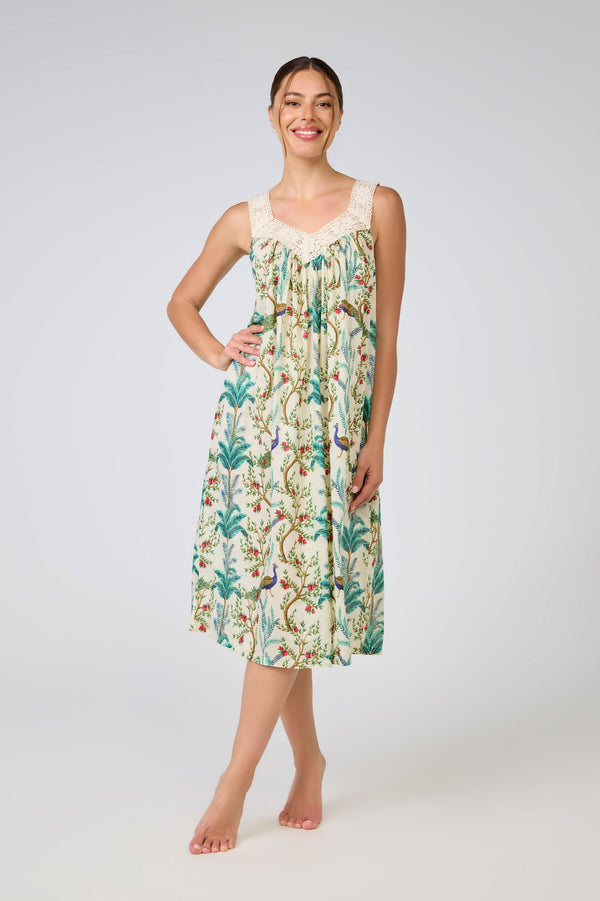 NIGHTIE - V NECK - PEACOCKS - TILLY