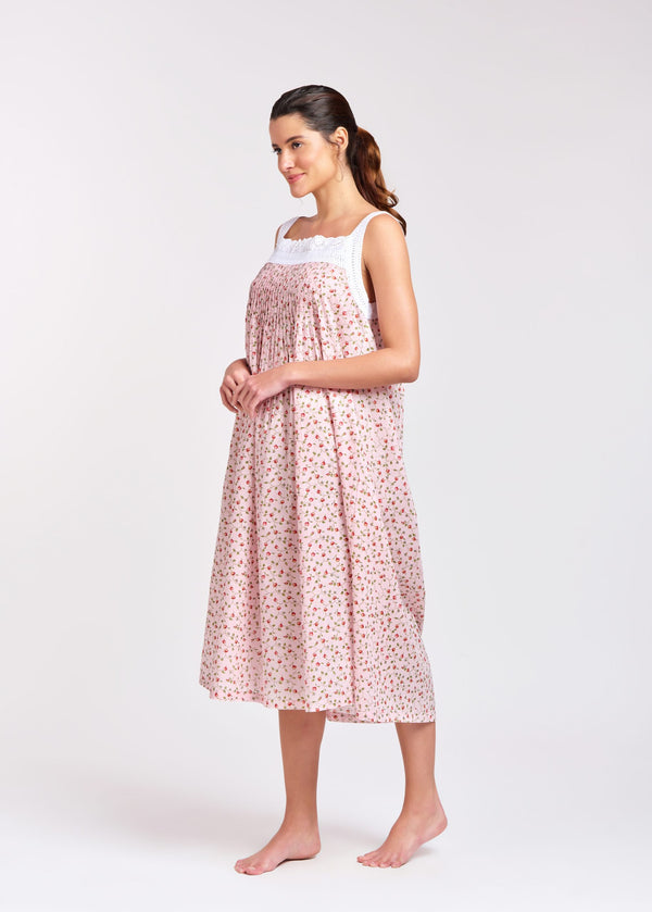 NIGHTIE - V NECK - PINK WITH RED ROSES - SOPHIE