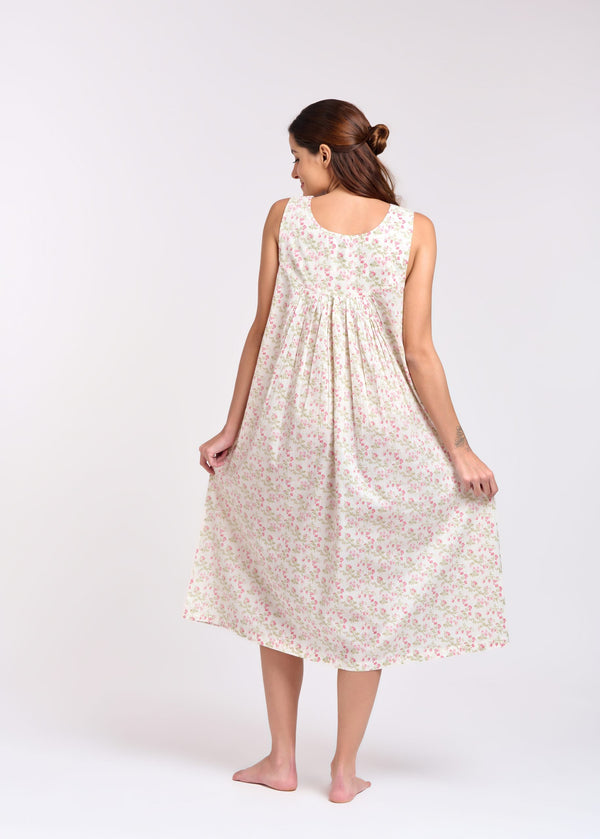 NIGHTIE - V NECK - WHITE WITH PINK FLOWERS - SOPHIE