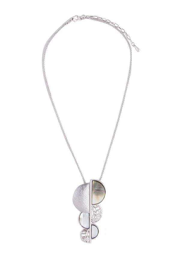 NECKLACE - SEA SHELL PENDANT