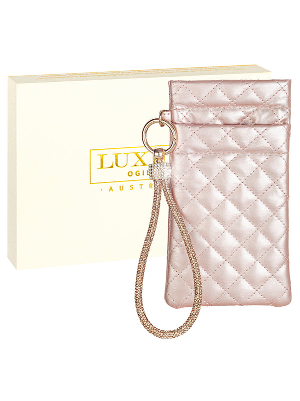 POUCH WITH DIAMONTE WRIST STRAP