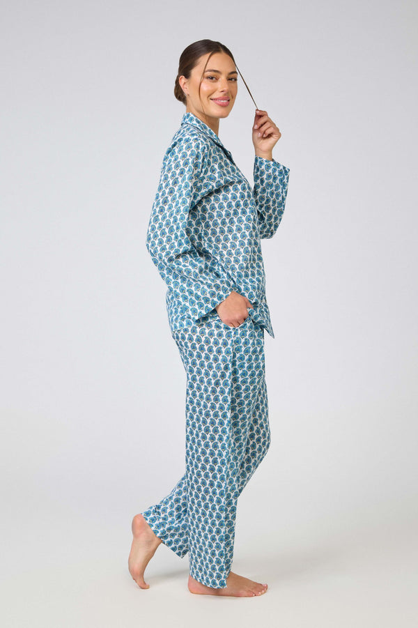 PYJAMA SET - LONG SLEEVES - BLUE FLORAL - SAVANNAH