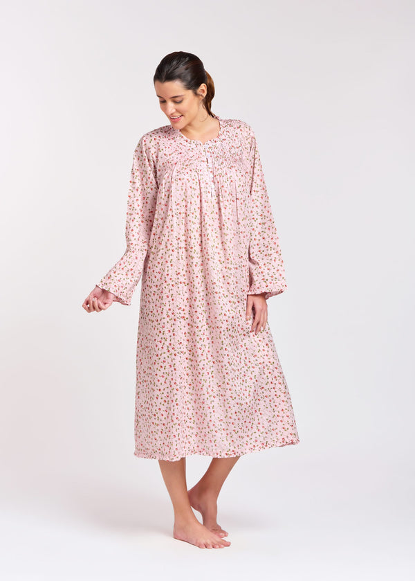 NIGHTIE - LONG WITH LONG SLEEVES IN PINK BACKGROUND WITH RED ROSES
