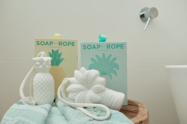 SOAP ON A ROPE - PINEAPPLE